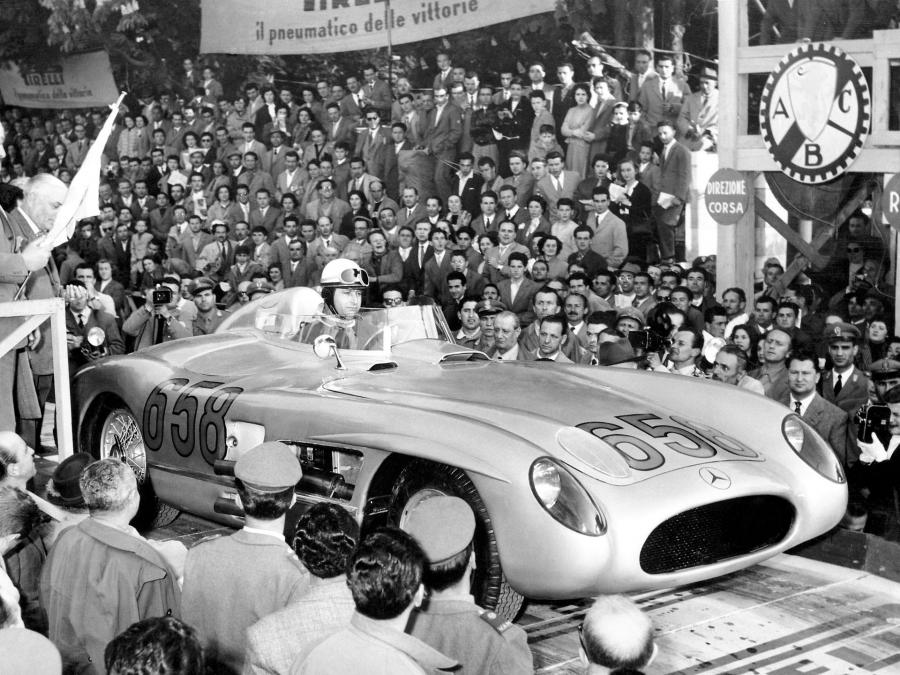  Mercedes-Benz 300 SLR 1955 года  (фото 62 из 69)